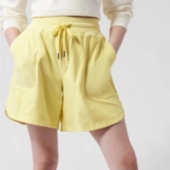 Athleta Farallon Midi Shorts Yellow Cotton Blend Small A2 - Picture 1 of 9